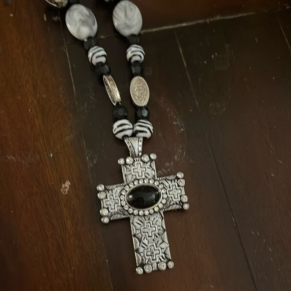 Rhythm beads Blk, silver w/beautiful blk/white marble gem stones. Custom order